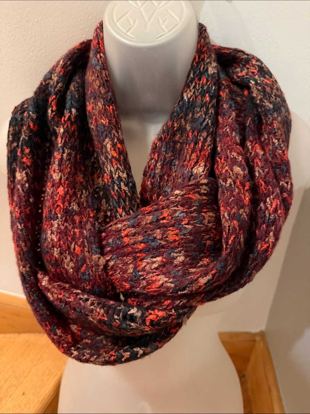 Coldwater Creek Chunky Marled Infinity Scarf | Multicolor Knit Loop Scarf